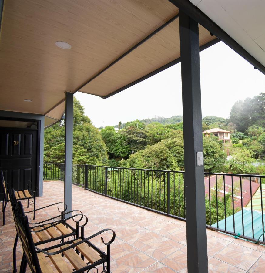Cabinas Eddy B&B Monteverde Εξωτερικό φωτογραφία